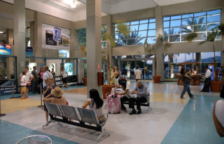 Porlamar Del Caribe Airport
